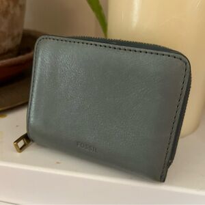 Fossil Emma Steel Blue RFID Large Zip Around Leather Wallet Pebbled Change ID